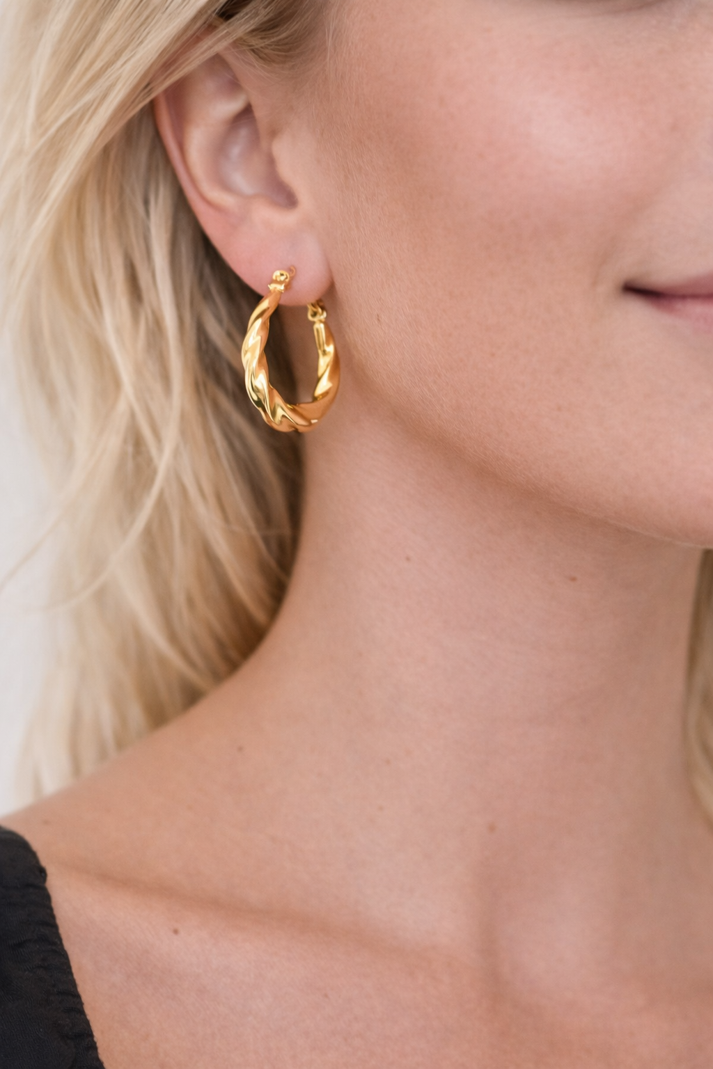 Coastal Twist Hoop Earrings
